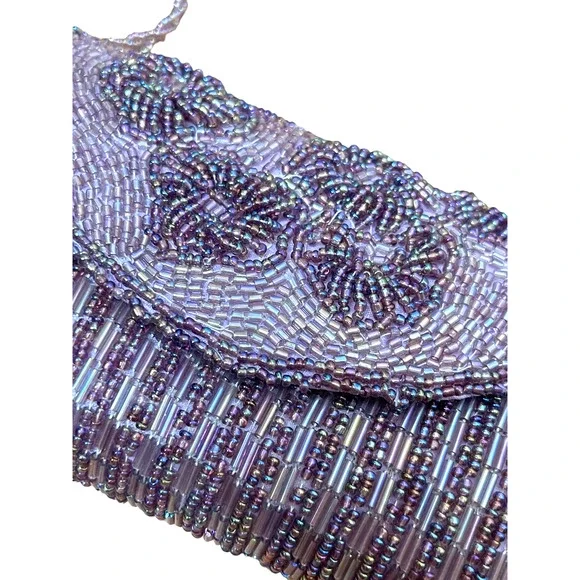 Lavender Beaded Vintage Style Bi Joux Terner Box Style Wristlet - Picture 2 of 4